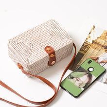 Load image into Gallery viewer, White Round Straw Women Bag