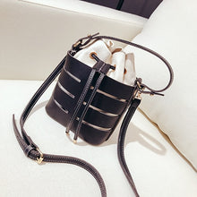 Load image into Gallery viewer, Fashion Hollow Out Women Bag